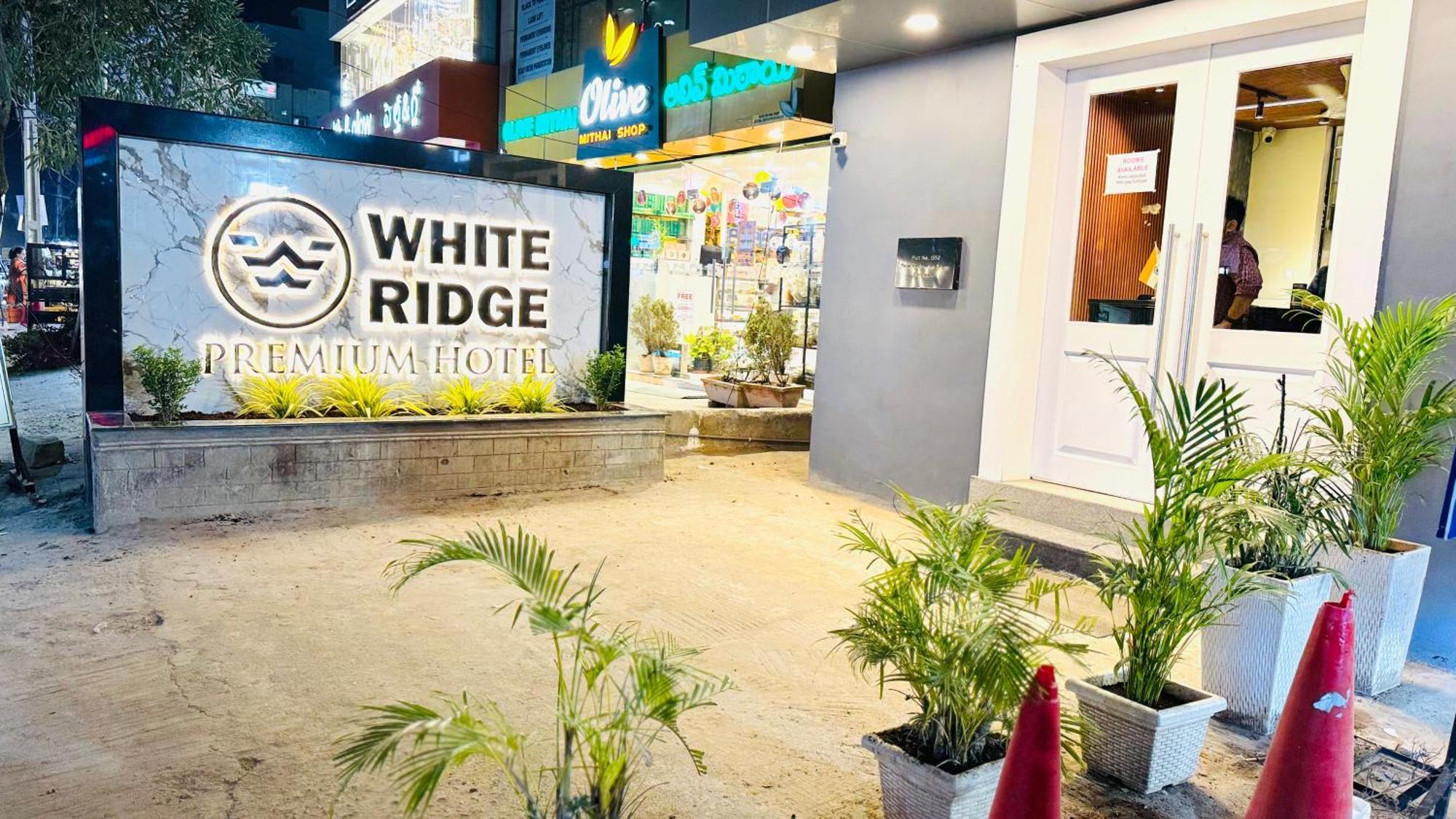 White Ridge Premium Ξενοδοχείο Χιντεραμπάντ Εξωτερικό φωτογραφία